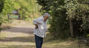 Dan de alta al expresidente José Mujica tras procedimiento quirúrgico en el esófago